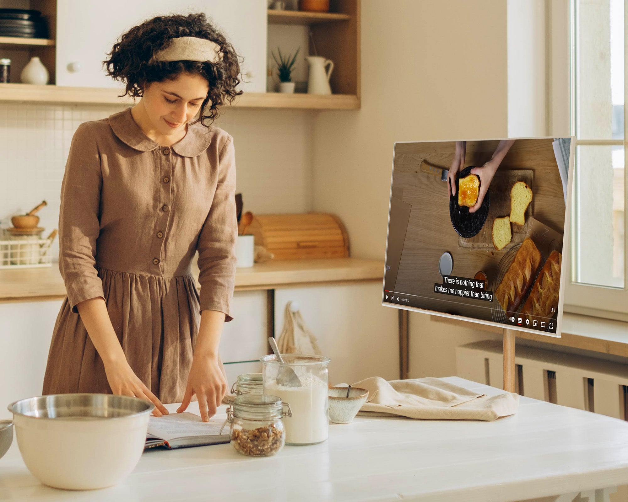 Master V2 Pro FT48 Soporte para TV con Ruedas
