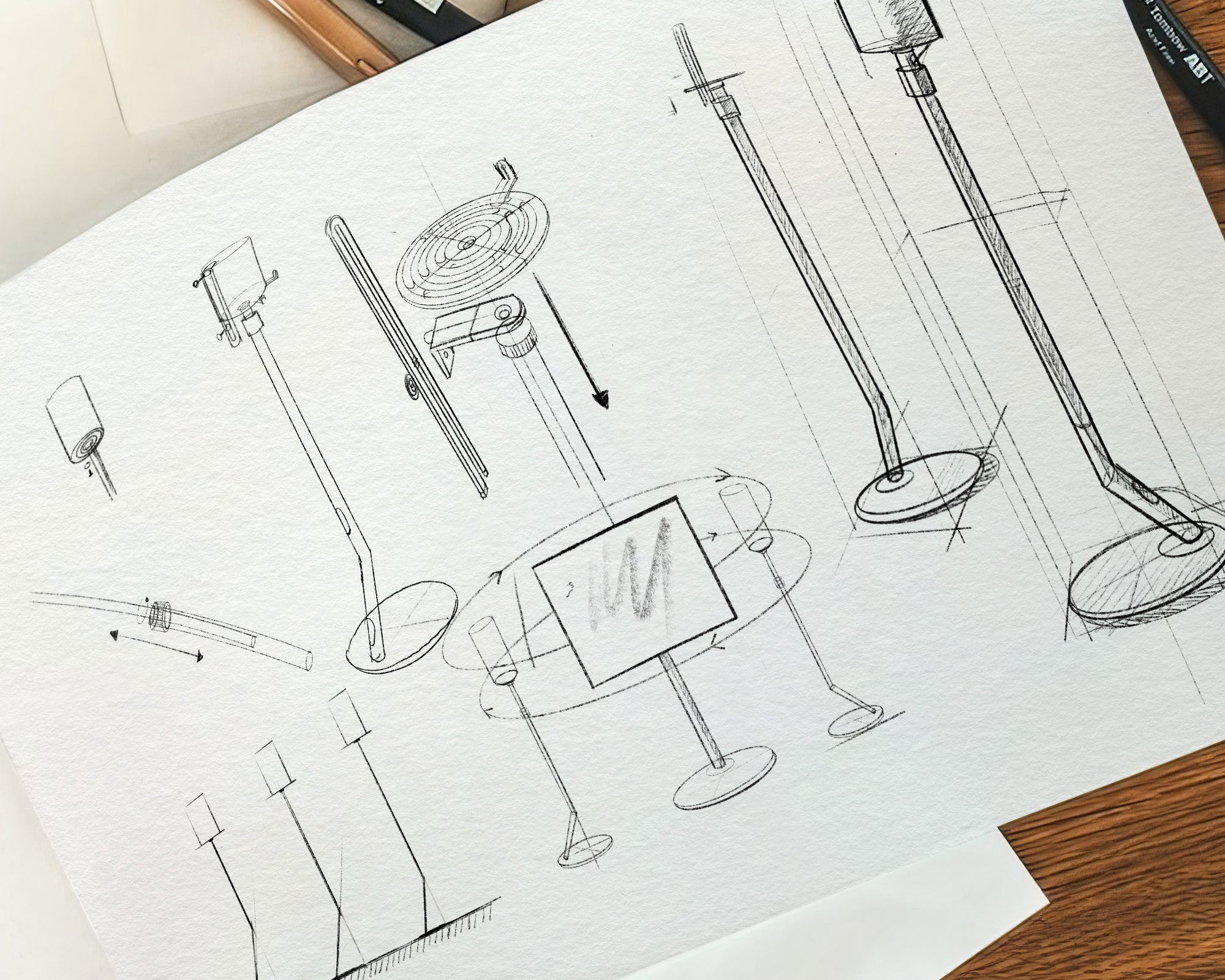 Designideen für minimalistische Lautsprecherständer